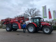 Nieuwe MF 5713S Dyna 6 afgeleverd