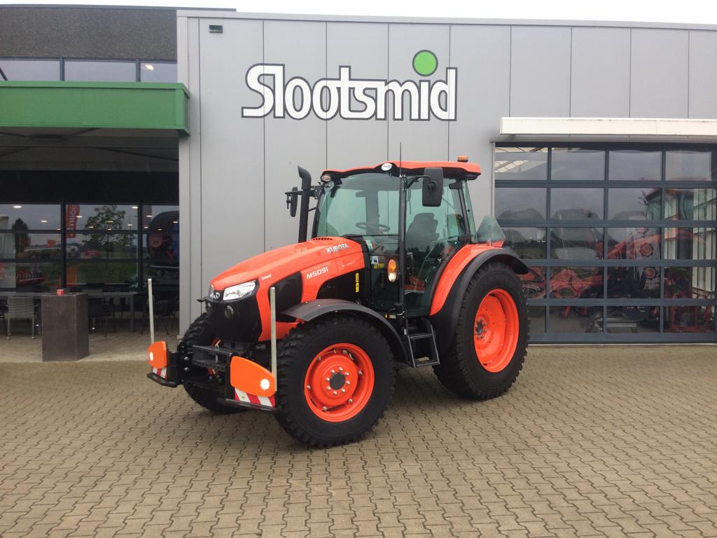 Kubota M5091 afgeleverd