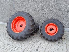 Kleber banden 420/85R30 en 320/85R20