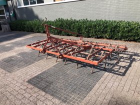 Knoche cultivator 310 cm.