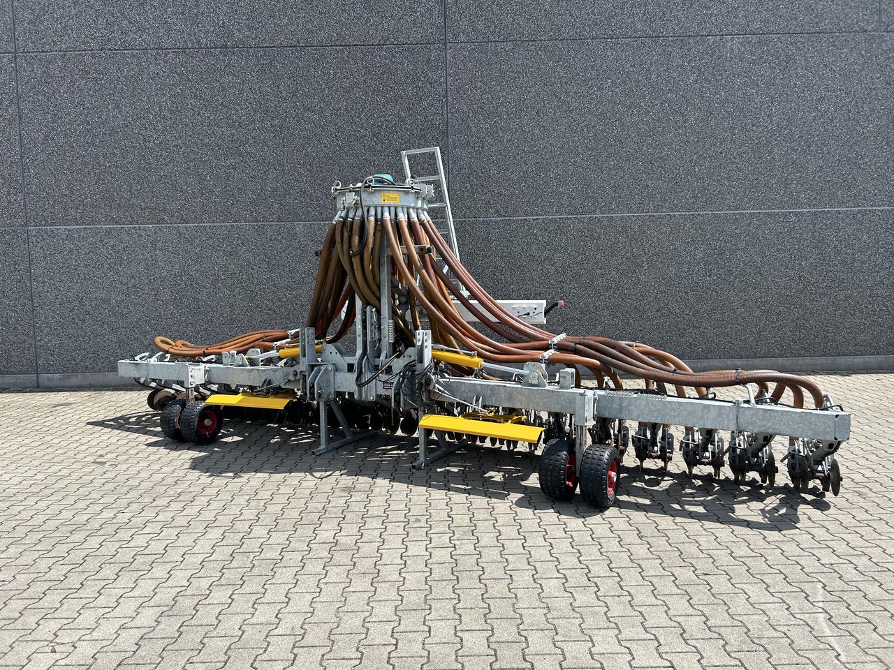 60267-001.jpg