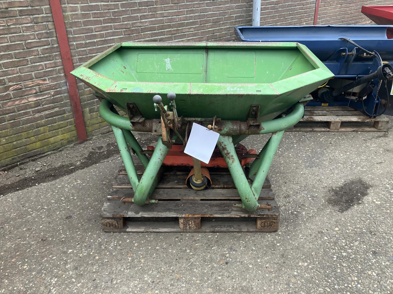 52592-001.jpg